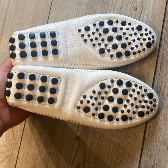 MINNETONKA SIZE 5 Genuine Leather Moccasins White NWOT - Picture 4 of 5